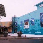 Sea Life Aquarium in Great Lakes Crossing Mall, Entrance 7 by Rainforest Cafe