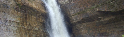 A Munising Waterfalls Adventure - 16 Amazing Stops