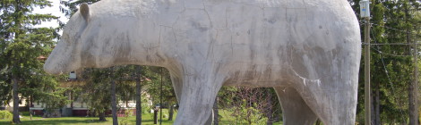 Michigan Roadside Attractions: Concrete Bear Statue in Vulcan