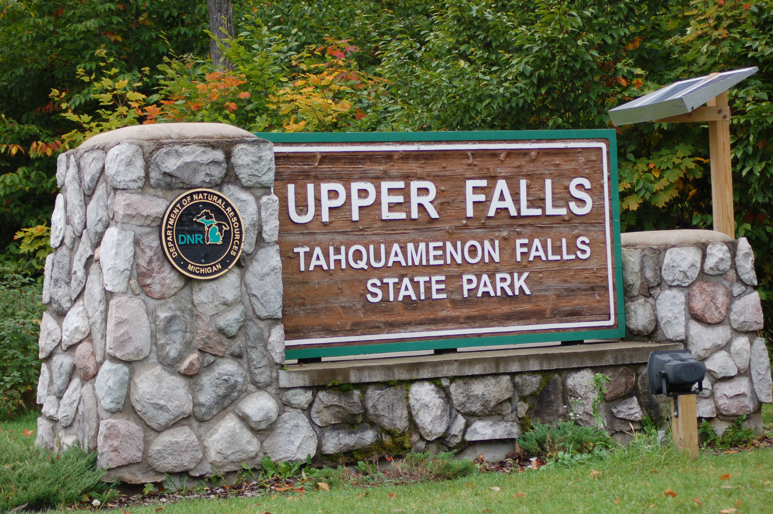 Tahquamenon Falls Sign