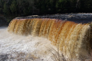 Upper Tahquamenon Falls Feature