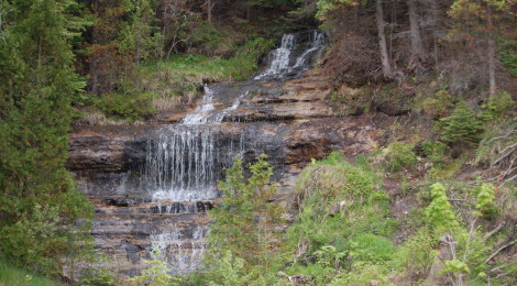 Alger Falls in Munising - One of the Easiest Waterfalls to View in Michigan
