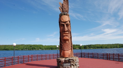 Michigan Roadside Attractions: Peter Wolf Toth's Wood Carving Indian "Nee-Gaw-Nee-Gaw-Bow" in Wakefield