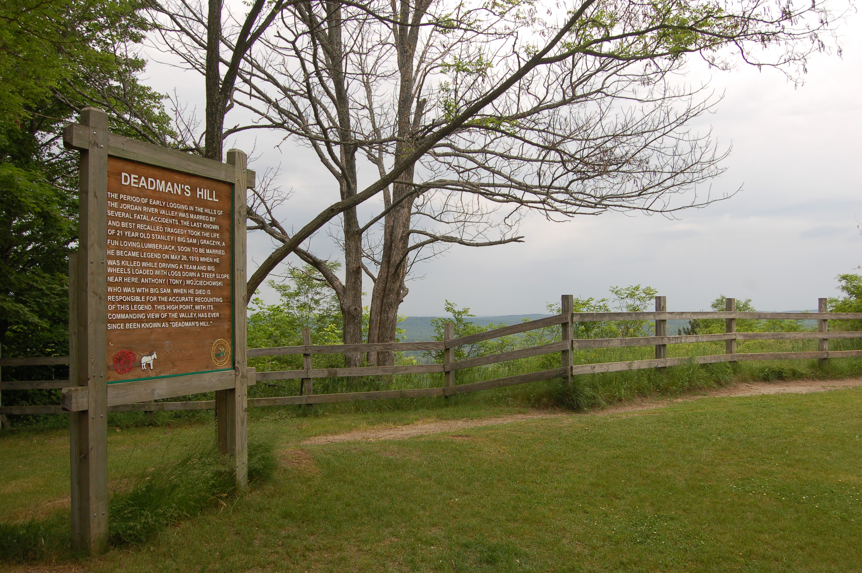 Deadman's Hill Scenic Overlook and Hiking Trails in the Jordan Valley