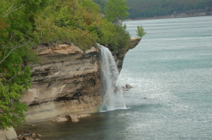Spray Falls Hiking Pictured Rocks