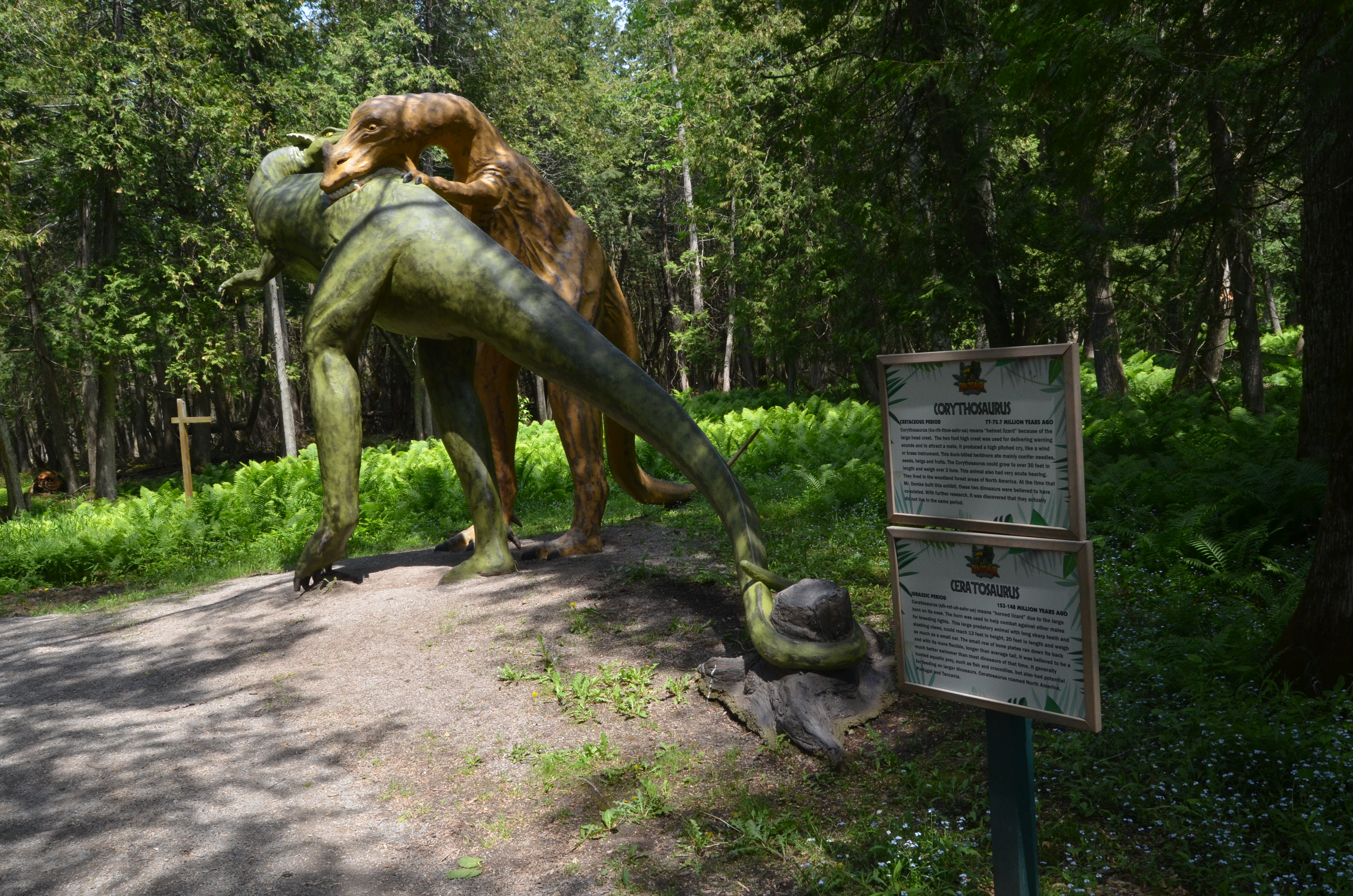 Dinosaur Gardens Corythosaurus Ceratosaurus Michigan