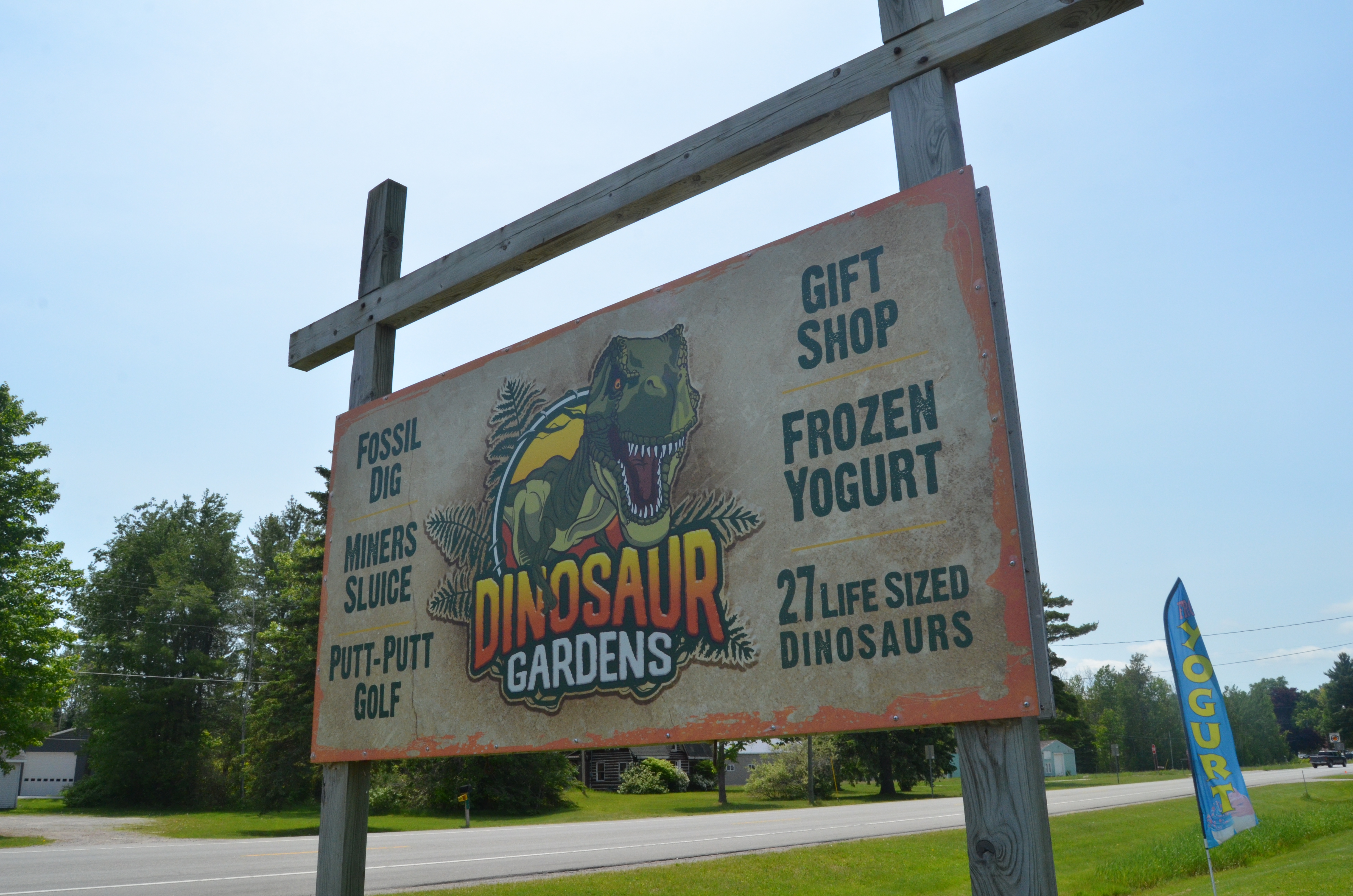 Dinosaur Gardens Sign Ossineke Michigan