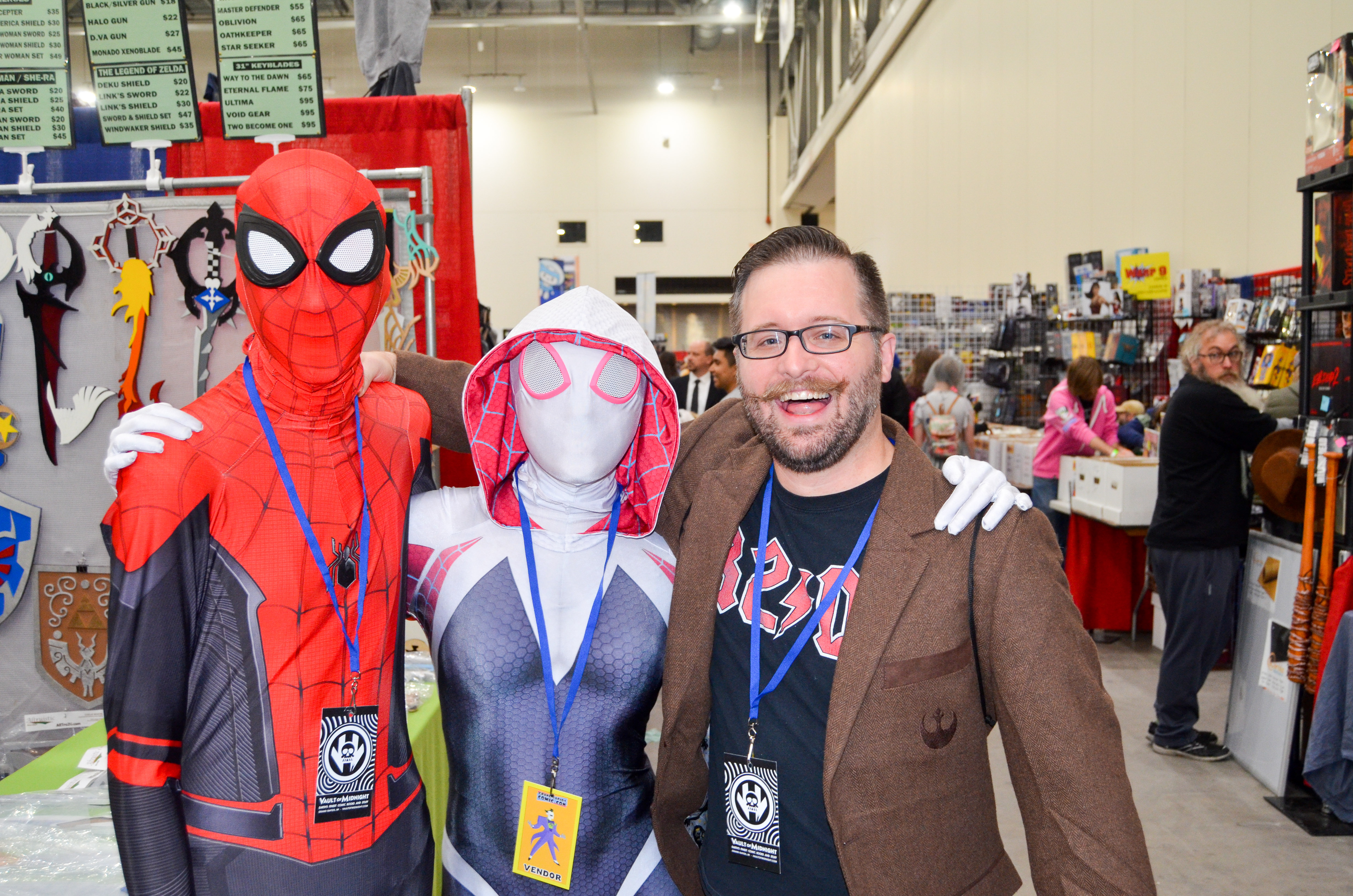 Grand Rapids Comic Con 2019 Spiderman Gwen Cosplay