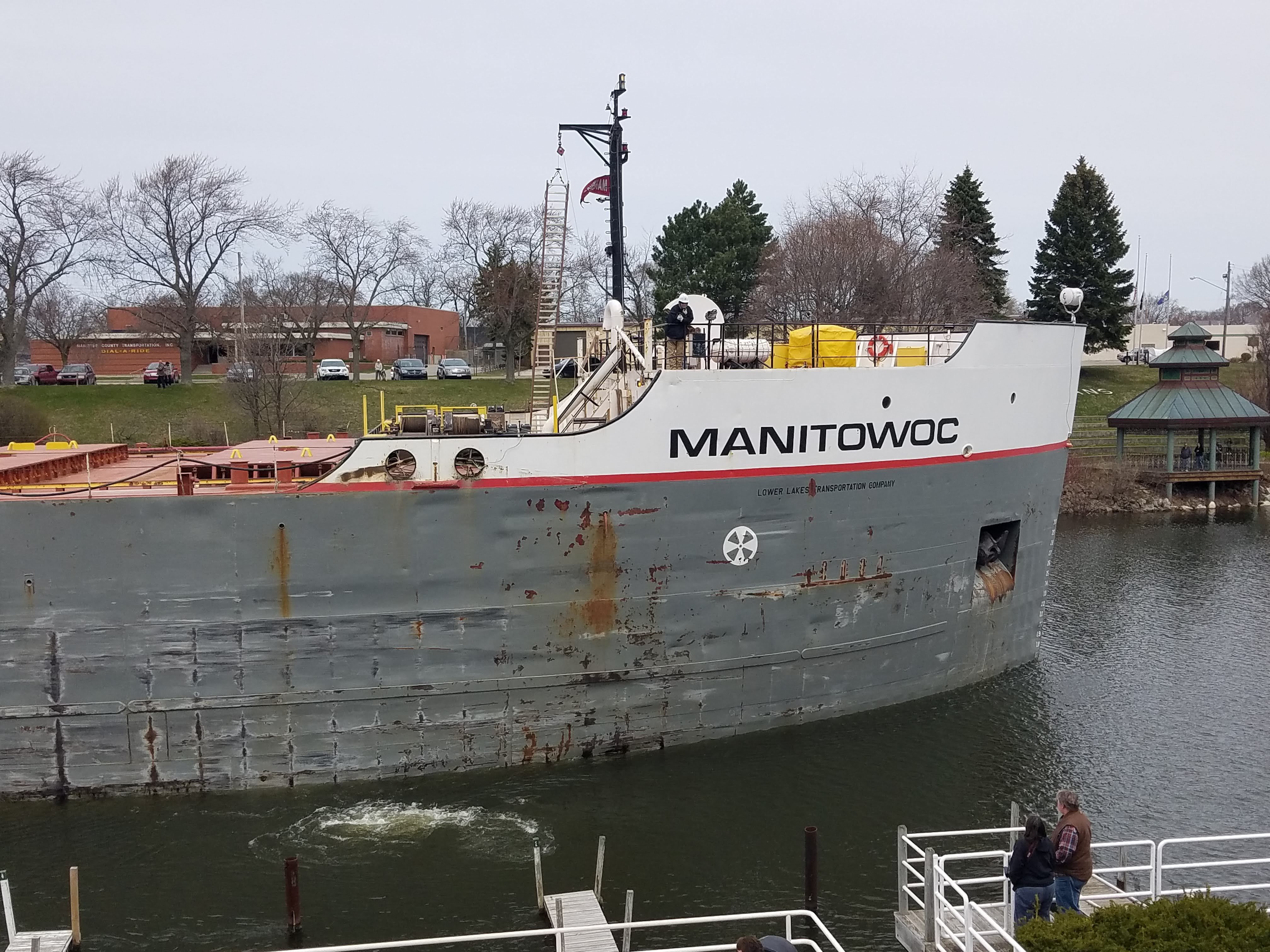 Freighter Maintowoc inbound on the Manistee River, April