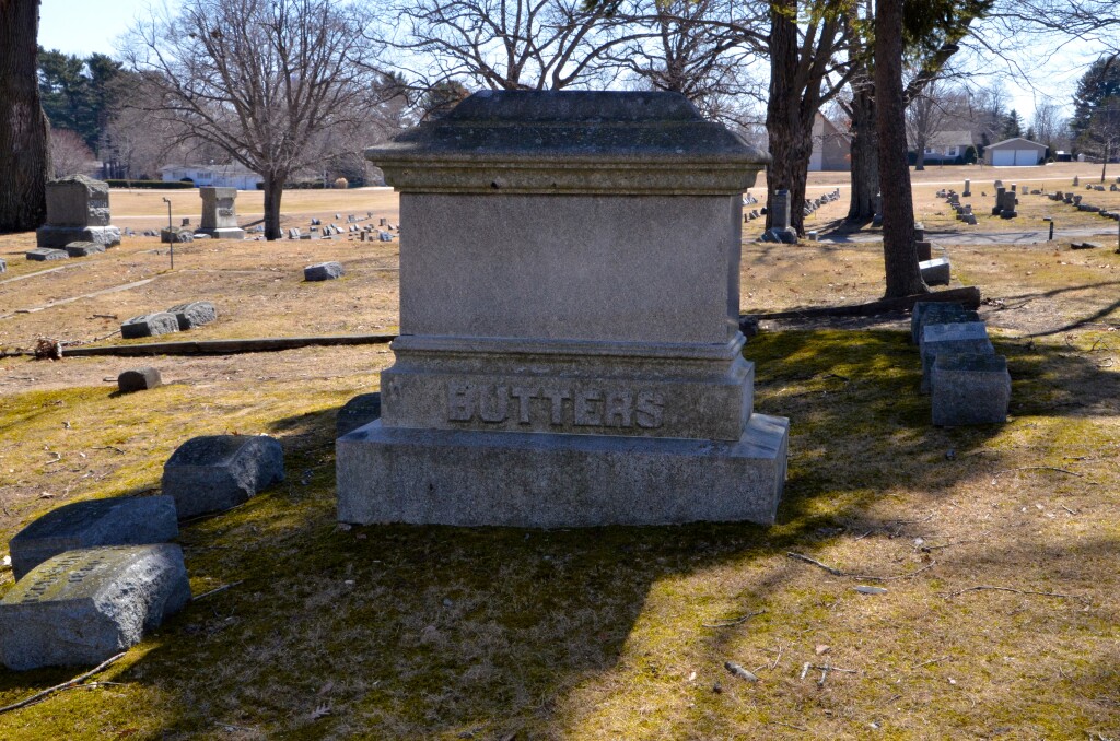 Butters headstone at the Lakeview Cemetery