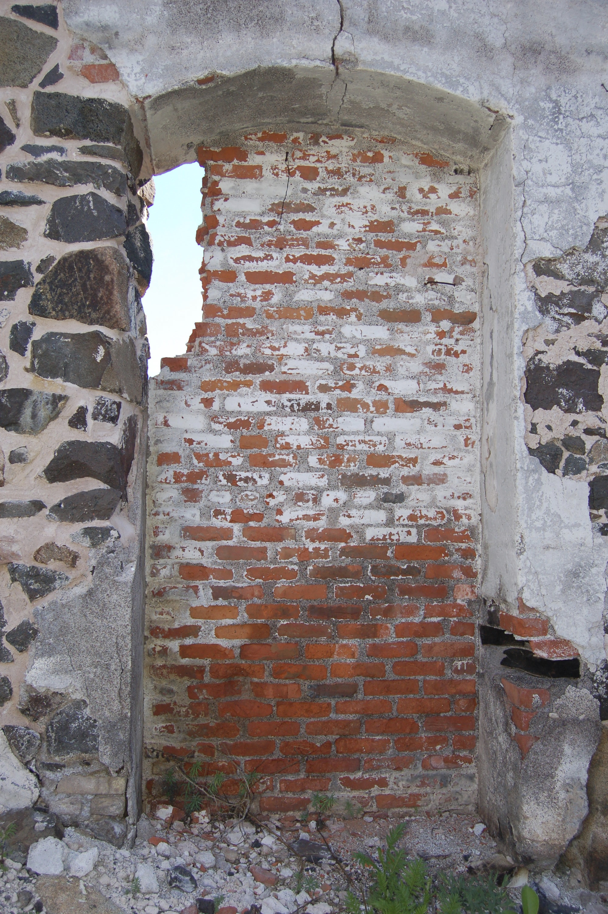 Quincy Dryhouse Ruins Window Bricks Keweenaw
