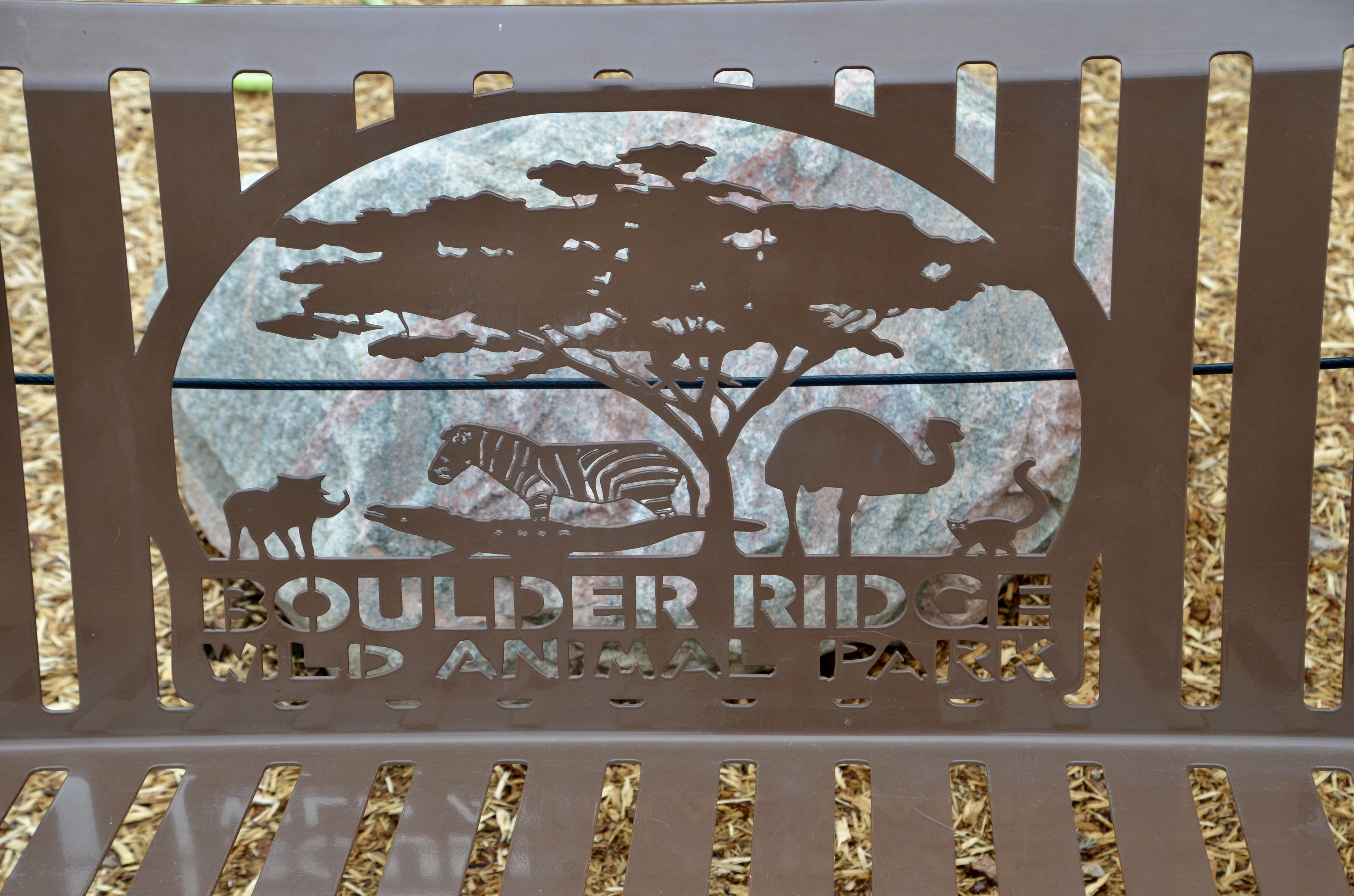 2022 Boulder Ridge Wild Animal Park Bench Logo
