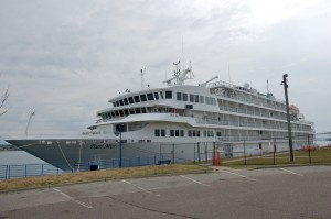 Great Lakes Cruise Ships Pearl Mist Sault Ste. Marie