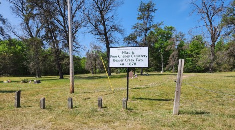 Michigan Roadside Attractions: The Haunted Cemetery at Pere Cheney