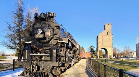Michigan Roadside Attractions: Pere Marquette Steam Engine and Coal Tower, Grand Haven