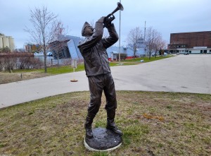 Clarence Zylman Muskegon Statue 2