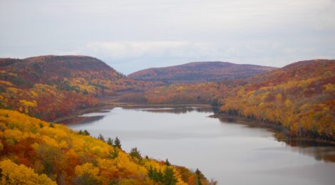 Fall Color 2026: Mackinac Island, Upper Peninsula Look to Defend Best Fall Destination Titles